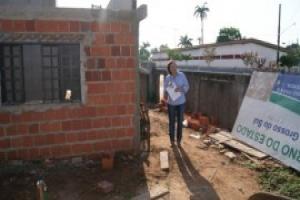 Tania Garib visita construções do Programa Vale Renda
